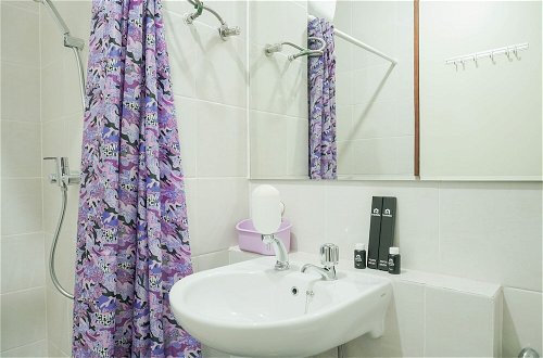Foto 9 - Comfort And Elegant 1Br Green Bay Condominium Apartment