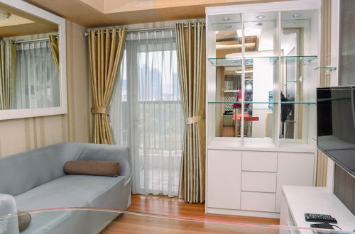 Photo 8 - Nice And Homey 1Br At The Wave Kuningan Apartment