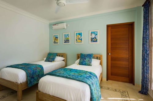 Photo 10 - Aquamarine Beach Villas