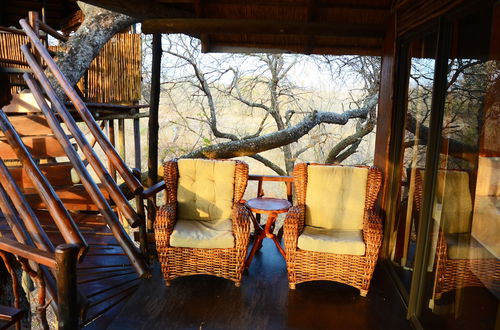 Photo 26 - Pezulu Tree House Lodge