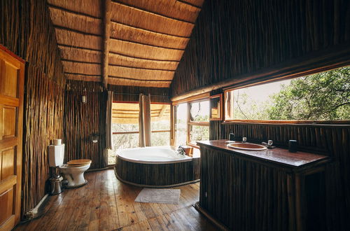 Photo 44 - Pezulu Tree House Lodge