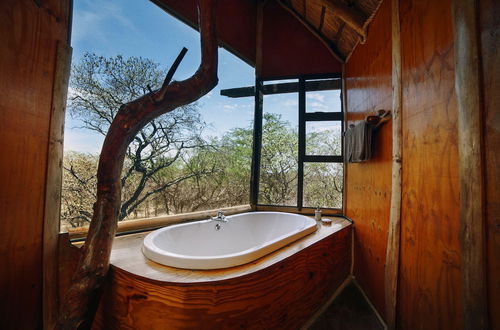 Photo 46 - Pezulu Tree House Lodge