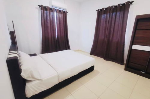 Photo 6 - OYO Homes 90524 Dj Pegaso Serom Homestay