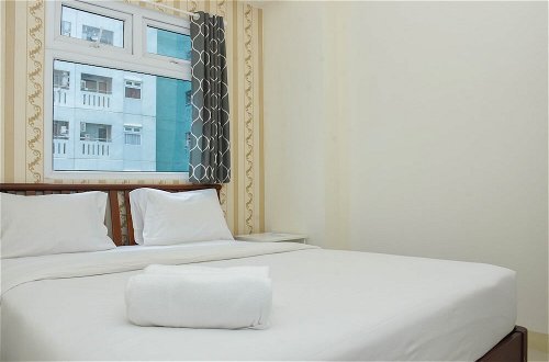 Photo 12 - Fancy And Nice 2Br At Green Pramuka City Apartment