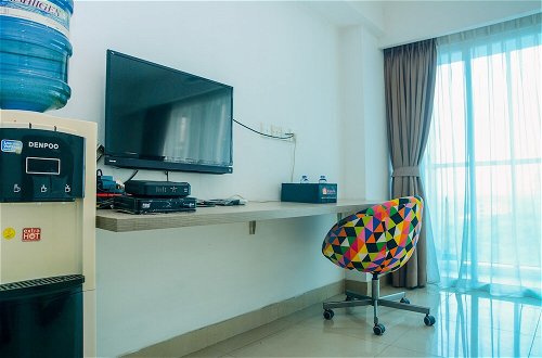 Foto 8 - Best Price Studio at Tamansari The Hive Apartment
