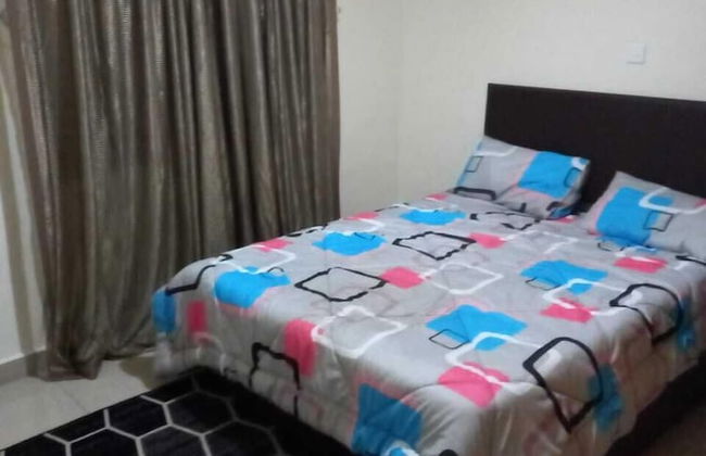 Lilly's Furnished Apartments - Photo 7