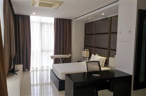 Foto 6 - Platinum One Suites - 3 Bedroom