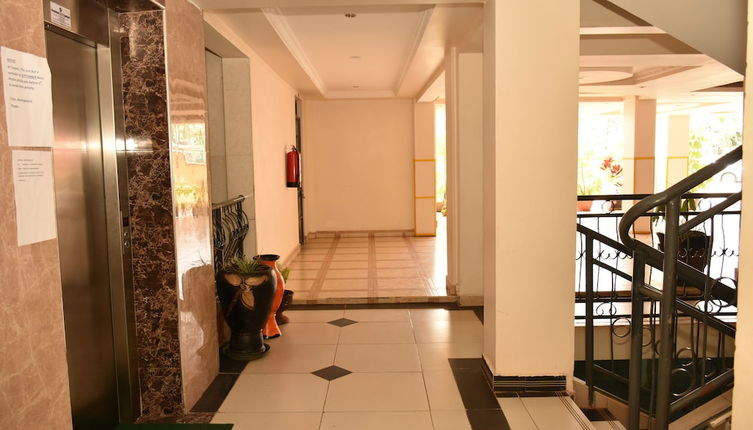 Foto 1 - Sherry Homes Raha Westlands