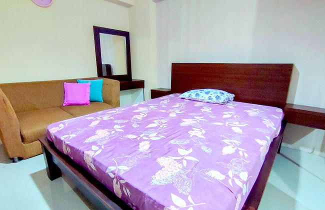 Lily Room at Apartment Cibubur Village - Foto 16