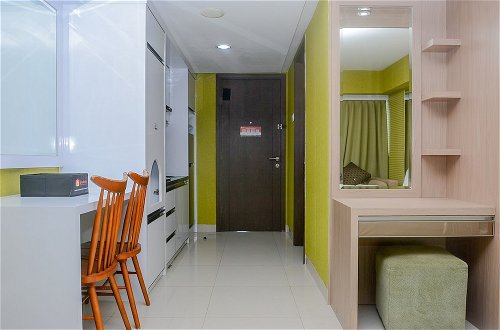 Photo 4 - Fully Furnished with Comfortable Design Studio Apartment H Residence