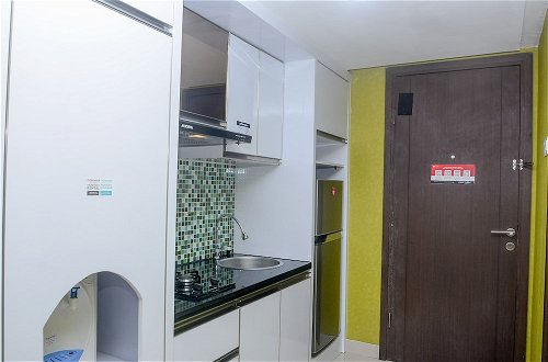 Photo 9 - Fully Furnished with Comfortable Design Studio Apartment H Residence
