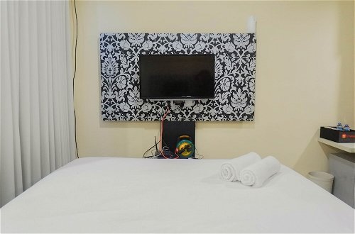 Photo 11 - Cozy Studio at Tamansari Papilio Apartment