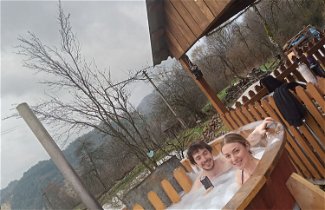 Photo 1 - Jacuzzi Hottube Retreat for 4 or 6 People in Mountain Paradise