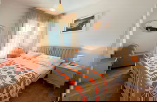 Photo 2 - Cozy Flat With Shared Pool