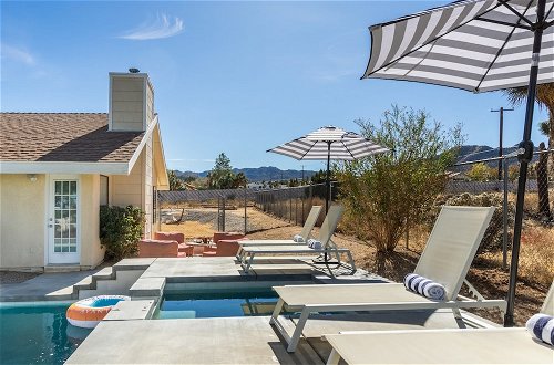 Photo 9 - Mojave Moon by Avantstay Modern & Bright JT Home in Great Location w/ Pool & Hot Tub