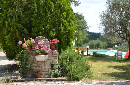 Foto 11 - Panoramic Farmhouse With Swimming Pool