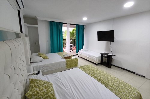 Photo 2 - 2 Bedroom Apartment Near The Sea With Air Conditioning And Wifi