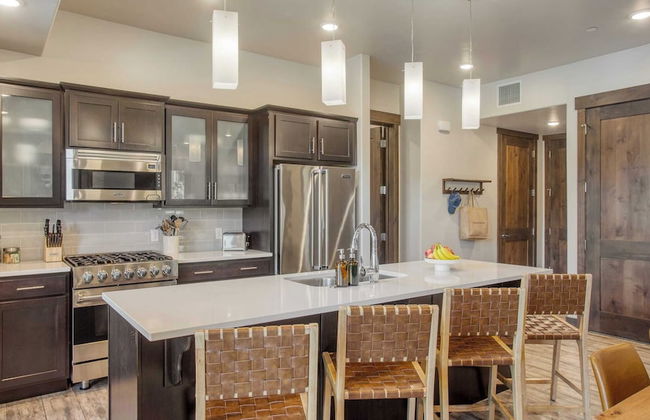 Kestrel by Avantstay Close to the Ski Slopes in This Majestic Home in Park City - Foto 12