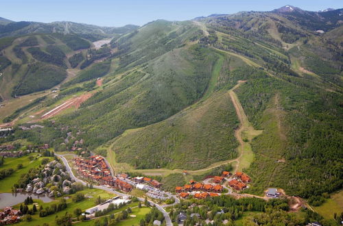 Photo 24 - Kestrel by Avantstay Close to the Ski Slopes in This Majestic Home in Park City