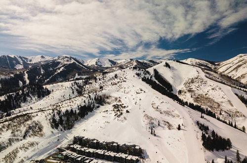 Photo 20 - Kestrel by Avantstay Close to the Ski Slopes in This Majestic Home in Park City