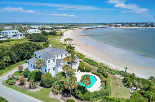 Photo 28 - Haven by Avantstay Luxury Beachfront Home w/ Pool & Gorgeous Patios