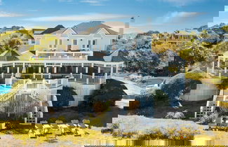Foto 3 - Haven by Avantstay Luxury Beachfront Home w/ Pool & Gorgeous Patios