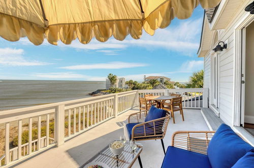 Photo 21 - Haven by Avantstay Luxury Beachfront Home w/ Pool & Gorgeous Patios