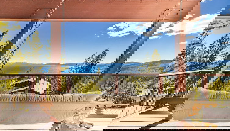 Foto 1 - Juniper by Avantstay Incredible Mountainside Home w/ Incredible Lake Views!