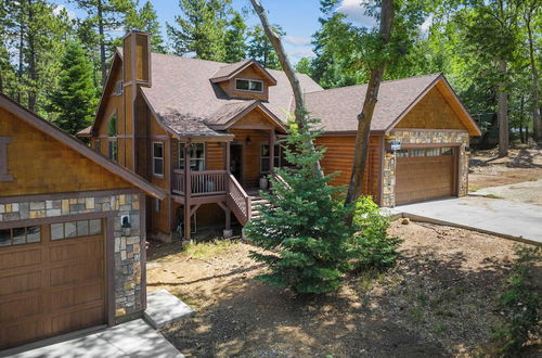 Photo 31 - Teddy by Avantstay Majestic Cabin in Big Bear w/ Balcony