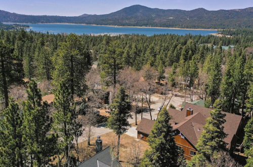 Photo 28 - Teddy by Avantstay Majestic Cabin in Big Bear w/ Balcony