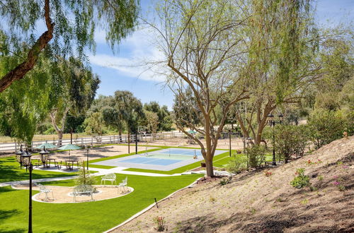 Photo 23 - The Riesling Retreat by Avantstay Estate w/ Pool, Hottub, Putting Green & Pickle Ball Court