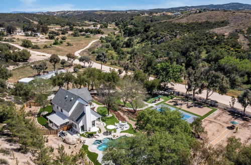 Photo 43 - The Riesling Retreat by Avantstay Estate w/ Pool, Hottub, Putting Green & Pickle Ball Court