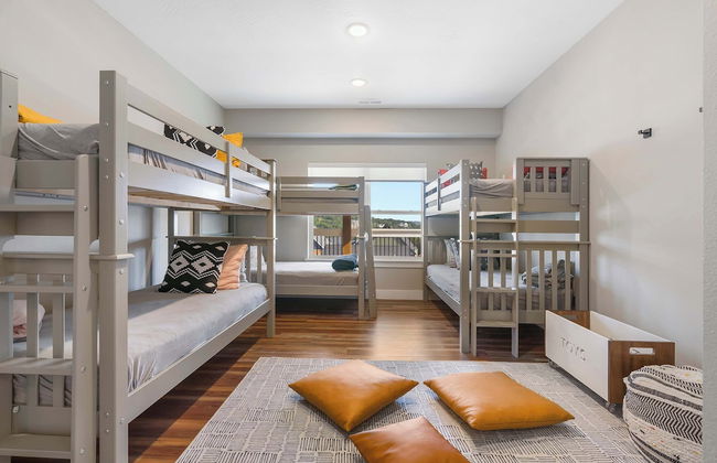 Ingallview at Branson Cove - Indoor Pool - Photo 4