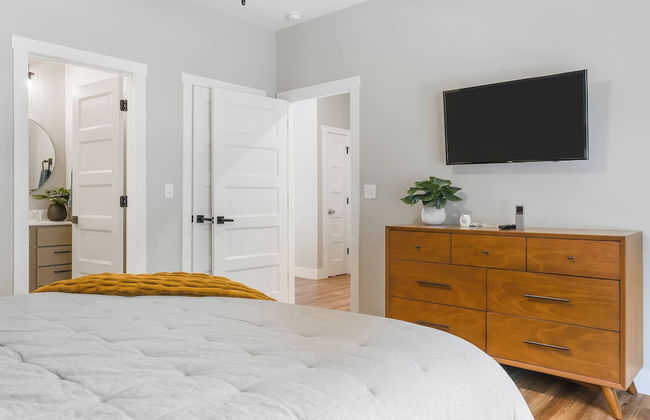 Ingallview at Branson Cove - Indoor Pool - Photo 10