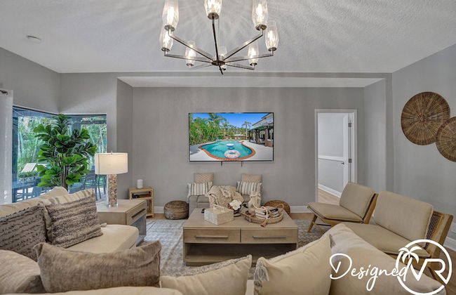 Modern Chic 7-BR with Pool & Gameroom - Foto 26