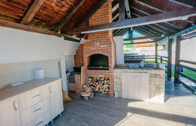 House - Sleeps up to 11, hot tub & Free Parking - Foto 15