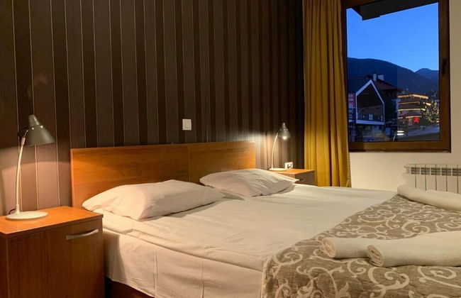 Room-granat Double Room 1- Next to Gondo - Foto 1