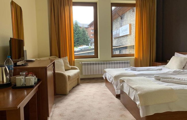 Room-granat Double Room 1- Next to Gondo - Foto 3