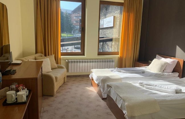 Room-granat Double Room 1- Next to Gondo - Foto 5