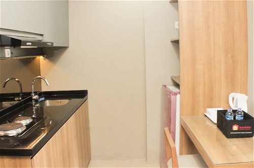 Photo 9 - Comfortable And Minimalist 1Br At Mustika Golf Apartment