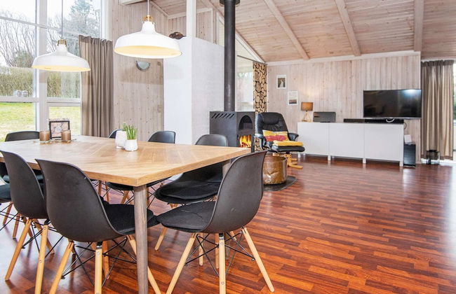 8 Person Holiday Home in Hejls - Foto 8