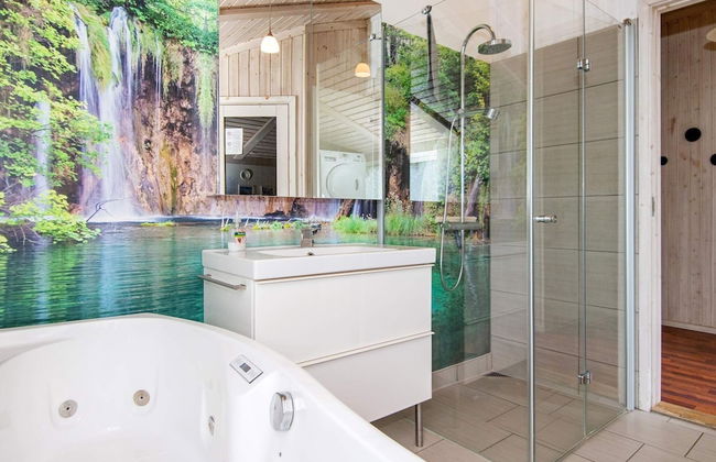 8 Person Holiday Home in Hejls - Foto 3