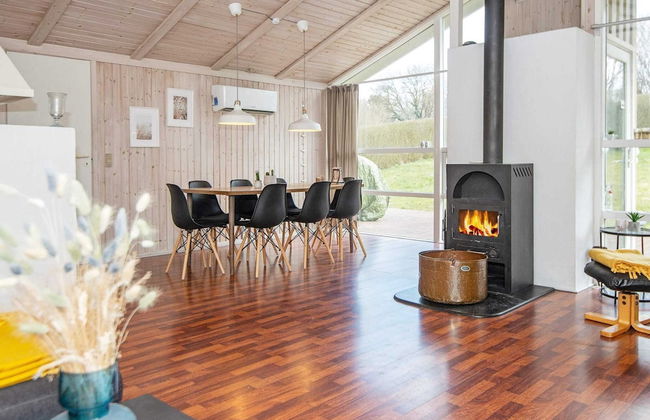 8 Person Holiday Home in Hejls - Foto 11