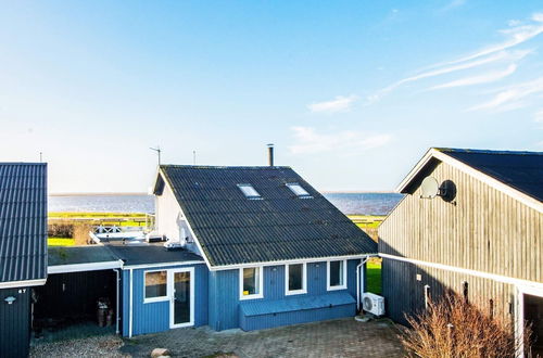 Photo 13 - Riveting Holiday Home in Hemmet near Sea