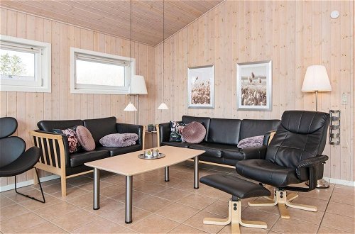 Photo 6 - 6 Person Holiday Home in Oksbol