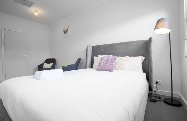 Stunning 3beds Near Knox Shopping Centro@wantirna - Photo 4
