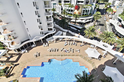 Photo 11 - Phoenician Resort Broadbeach - GCLR