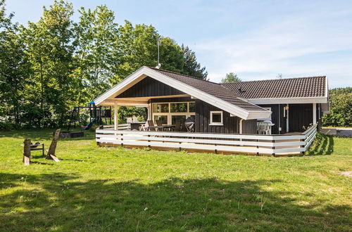 Photo 32 - Modern Holiday Home in Glesborg with Hot Tub & Sauna