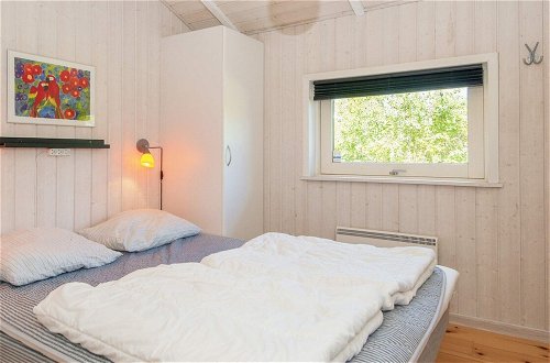 Photo 5 - Modern Holiday Home in Glesborg with Hot Tub & Sauna