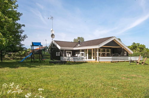 Photo 20 - Modern Holiday Home in Glesborg with Hot Tub & Sauna